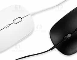 Mouse óptico com fio de 1,5 m oferecendo amplitude e praticidade no uso. Equipado com botão DPI para ajuste rápido de sensibilidade, adapta-se a diferentes tarefas com precisão. Um brinde corporativo moderno e funcional, ideal para valorizar a experiência do usuário.