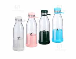 Garrafa plástica com base misturadora para frutas com capacidade máxima de 380ml. Possui base rosqueável com lâminas em inox acionadas por botão, permitindo a mistura de frutas com líquidos, além de tampa rosqueável e alça removível em silicone para transporte. Observação: Para que o triturador funcione corretamente, o volume de frutas e líquidos não deve ultrapassar 300ml.