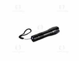 Lanterna LED recarregável com estrutura metálica resistente, ideal para uso diário ou emergências. Possui ajuste de zoom, três níveis de intensidade de luz e botão liga/desliga de fácil acionamento. Conta com entrada USB-C para recarga e acompanha cordão de nylon e cabo USB-C, sendo um brinde corporativo funcional e de alto valor agregado.