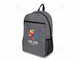 Mochila confeccionada em tecido externo de poliéster 300D e interno em poliéster 190D. Com bolso frontal com zíper, dois bolsos laterais e compartimento interno para notebook de até 15,6”.