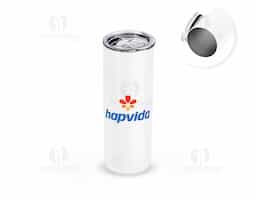 Copo térmico em inox com capacidade para até 600ml. Conta com estrutura de parede dupla e tampa plástica com anel de vedação interno e protetor deslizante para o bocal, o que permite conservar a temperatura de bebidas por mais tempo.